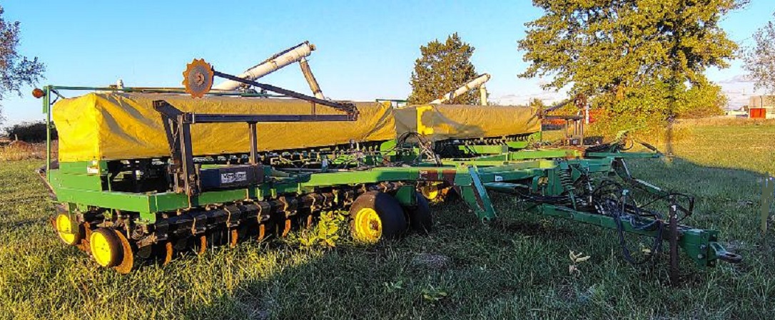 1992 JOHN DEERE 750 Grain Drills - Image 11